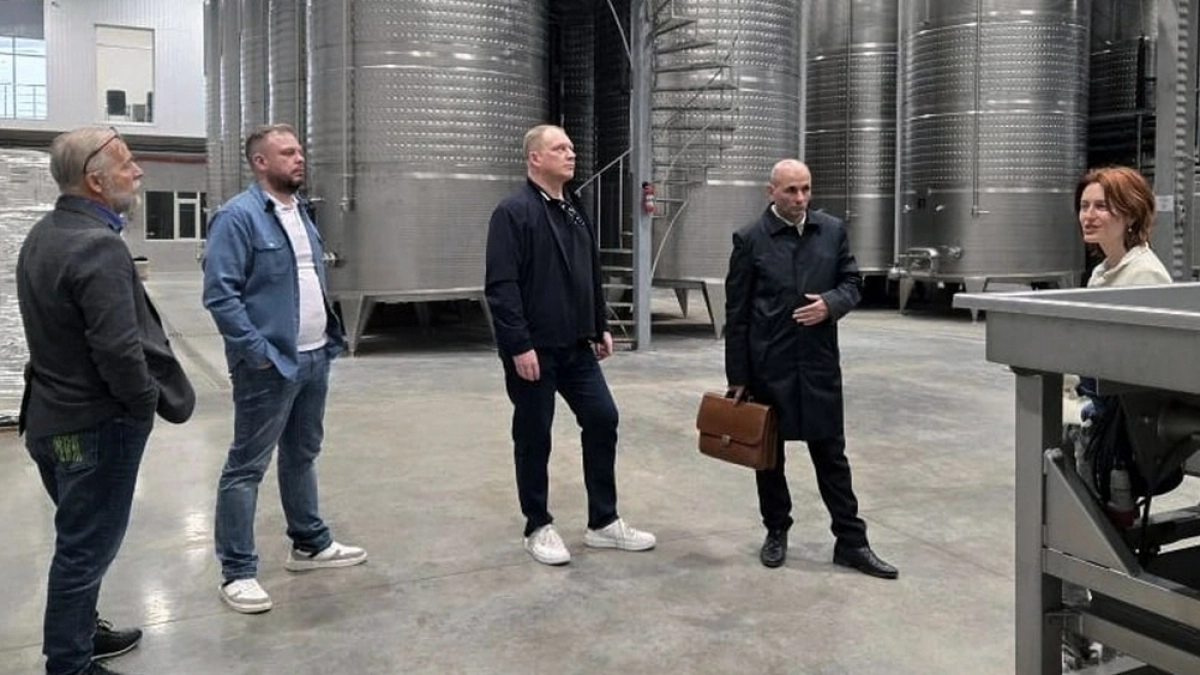 Армянские винодельни планируют импортировать владимирскую стеклотару