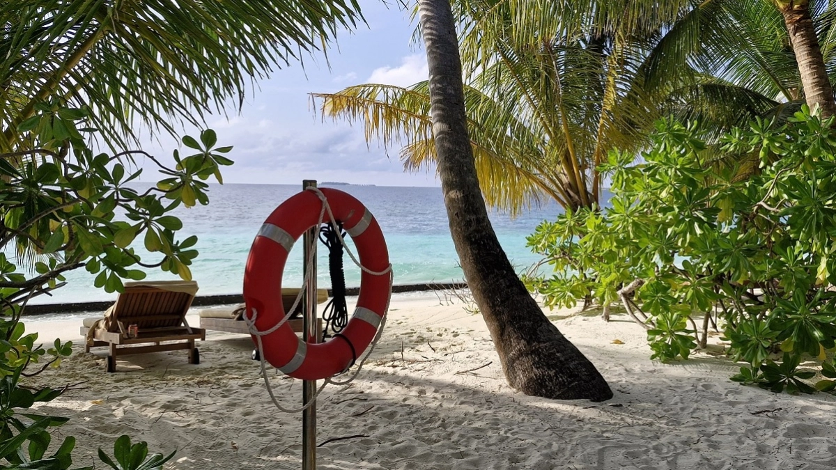 Лучшие и безопасные альтернативы ОАЭ для отдыха у моря в апреле-2026: эксперты назвали цены