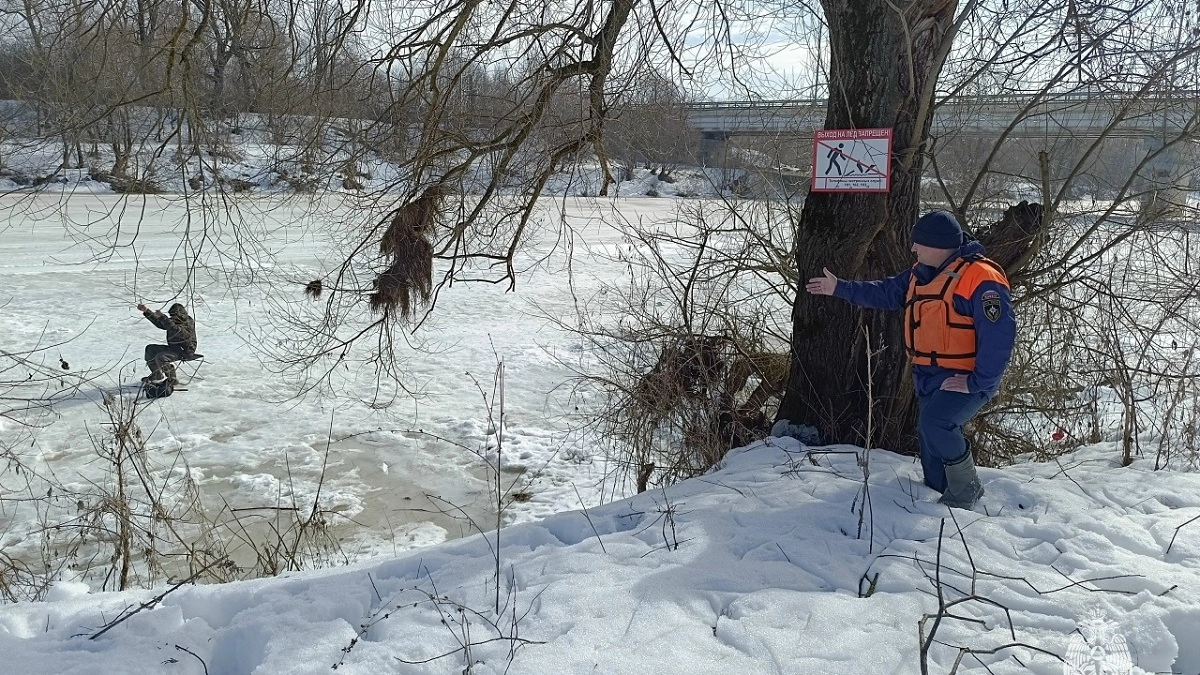 В администрации Владимира напомнили об опасности весенней рыбалки