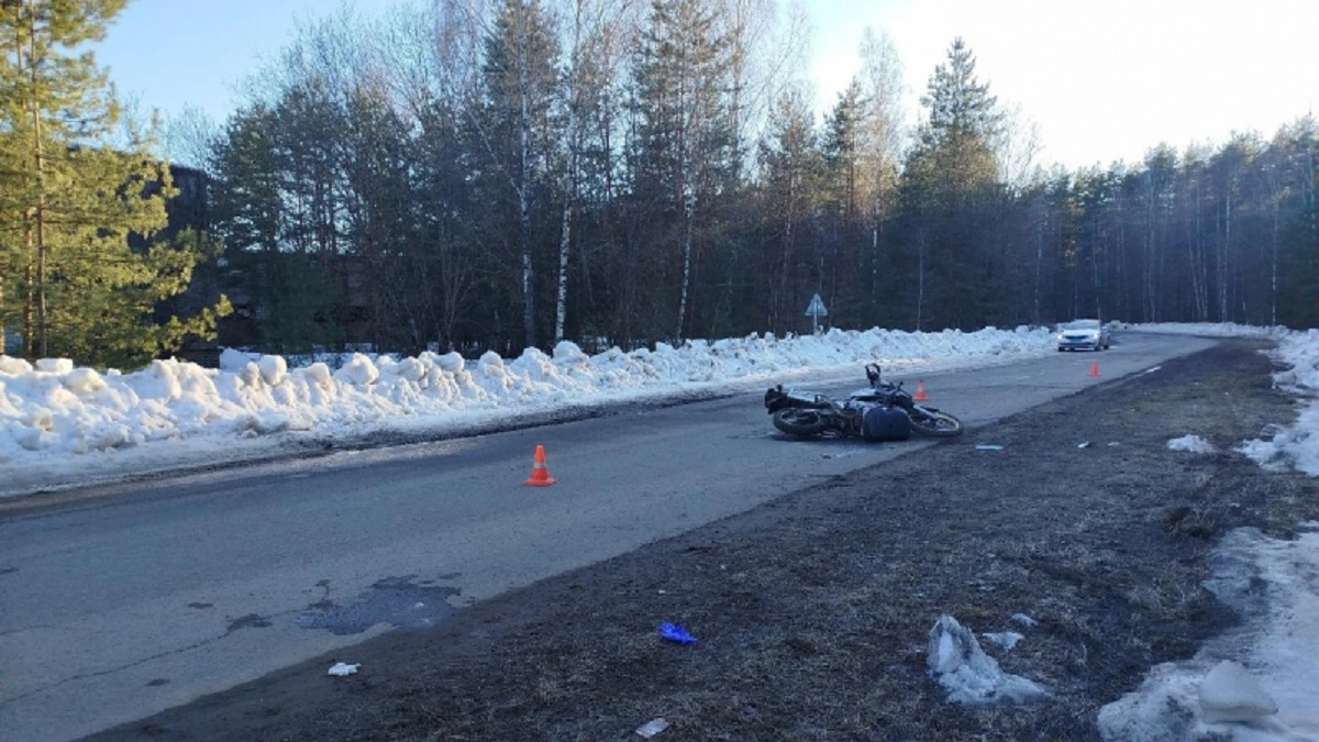 В Киржачском районе мотоциклистке с пассажиром понадобилась госпитализация после ДТП