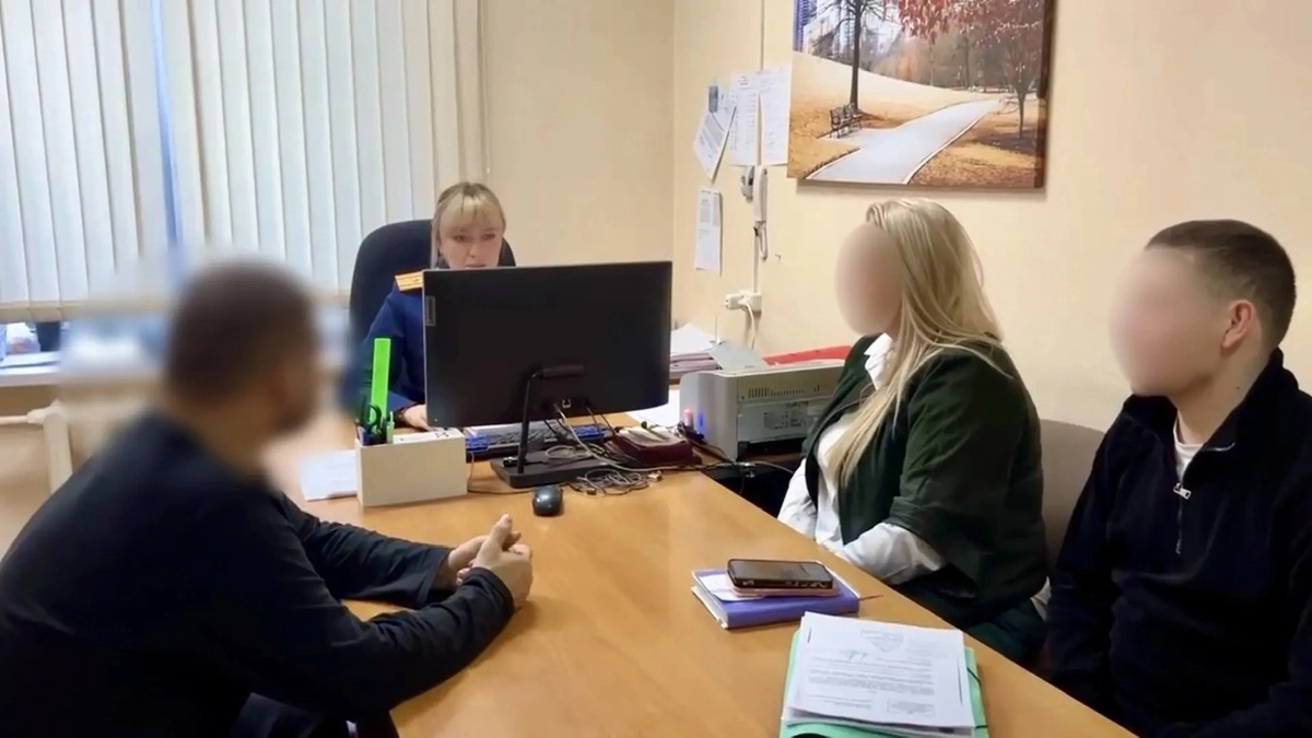 Задержана пьяная компания, устроившая скандал в такси во Владимире