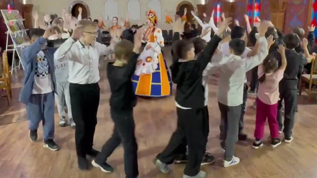 Во Владимире прошел фестиваль «Русский хоровод» для школьников