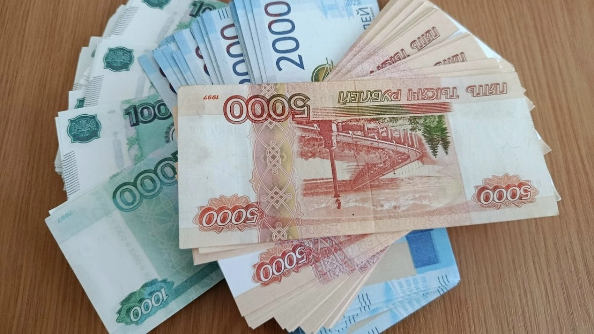 Жители Гусь‑Хрустального отобрали у военнослужащего более 2 миллионов рублей