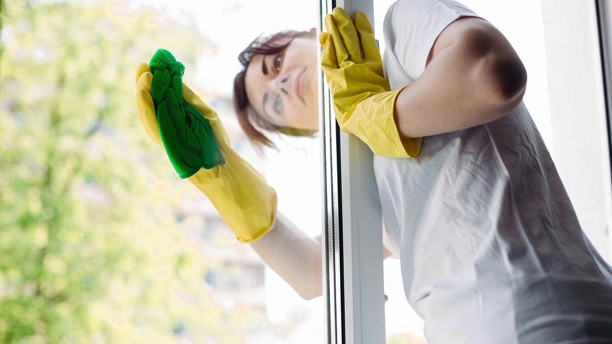 Почему японские хозяйки моют зеркала один раз в год: восточный метод, как не намывать зеркала и окна каждую неделю