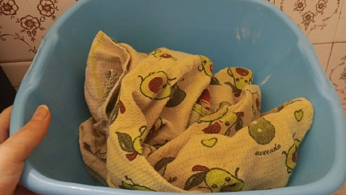 Лайфхак, как убрать неприятный запах с кухонных полотенец: и еще 8 хитростей для каждой хозяйки