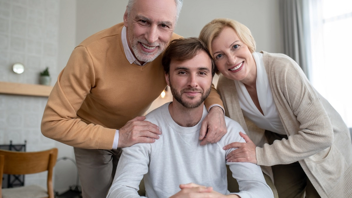 Хочешь жить с девушкой — сними квартиру. Почему родители имеют право сказать «нет» даже взрослому сыну