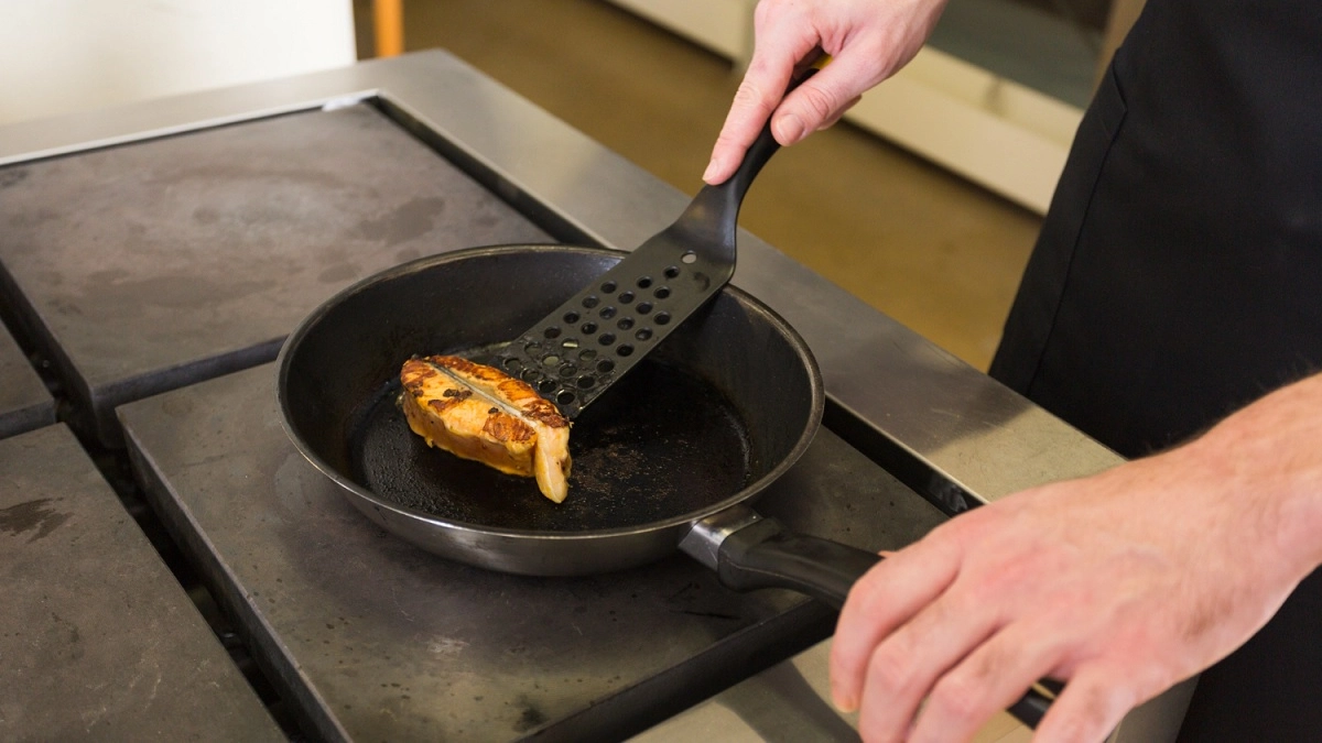 Для жарки рыбы выбираю только это масло: всегда получается сочно и с аппетитной корочкой