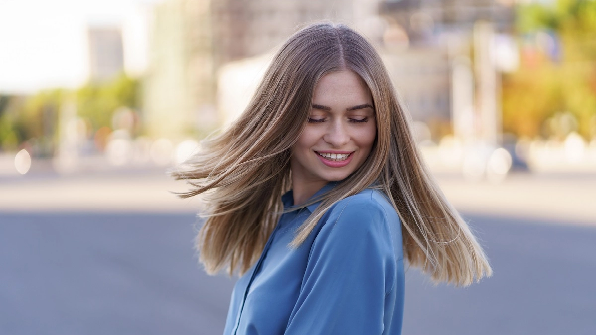 Почему волосы быстро жирнеют: 4 ошибки в уходе