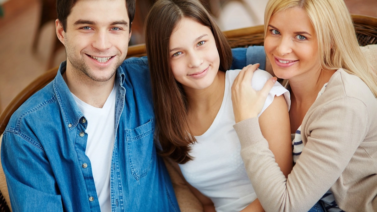 «Какая красавица!»: почему такая похвала разрушает самооценку подростка