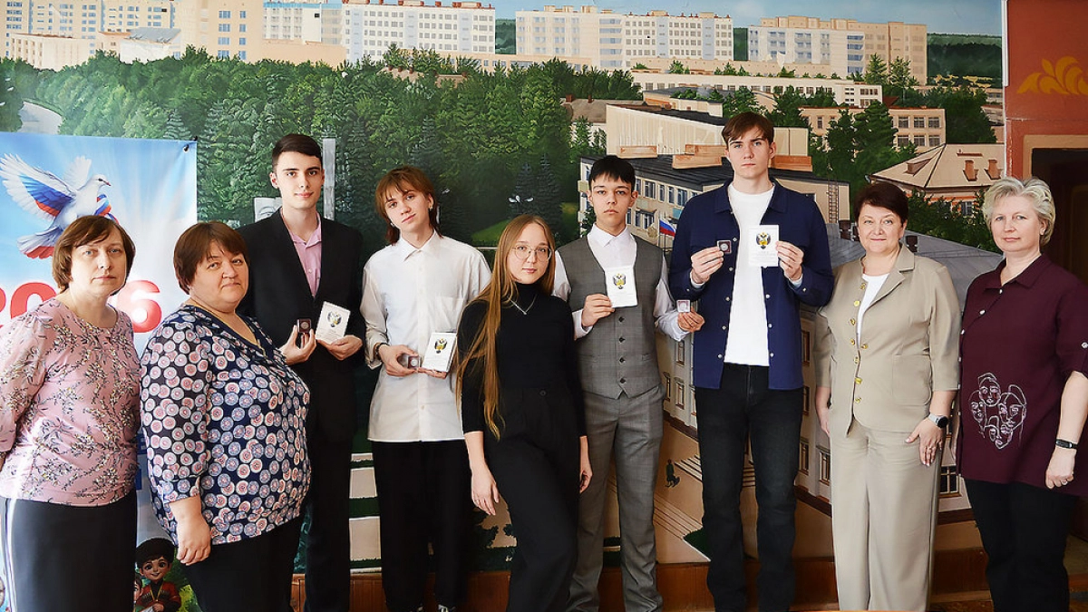 Кольчугинским школьникам присвоили разряды по спортивному программированию