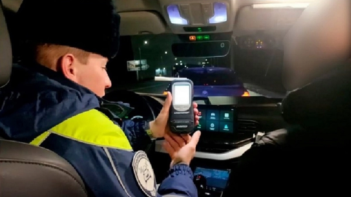 Пара бокалов вечером — лишение прав утром? Врачи раскрыли, сколько нужно ждать, прежде чем садиться за руль