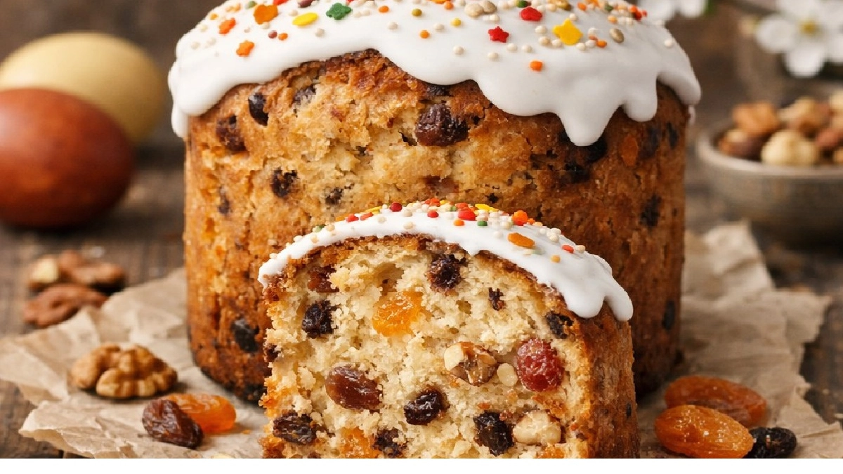 Кулич без возни и без дрожжей: влажный, сладкий, ароматный — и никакого сливочного масла