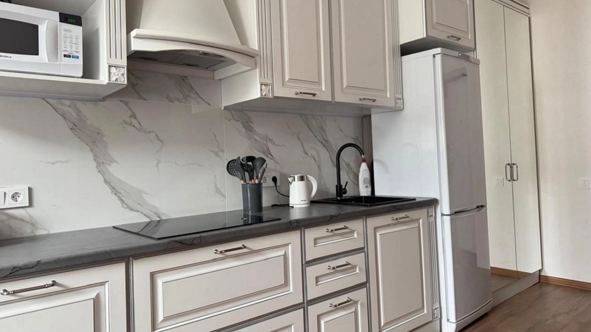 Кухня станет вашим любимым местом в доме: 5 трендов-2026 сделают её стильной и уютной — от дерева до специальных зон