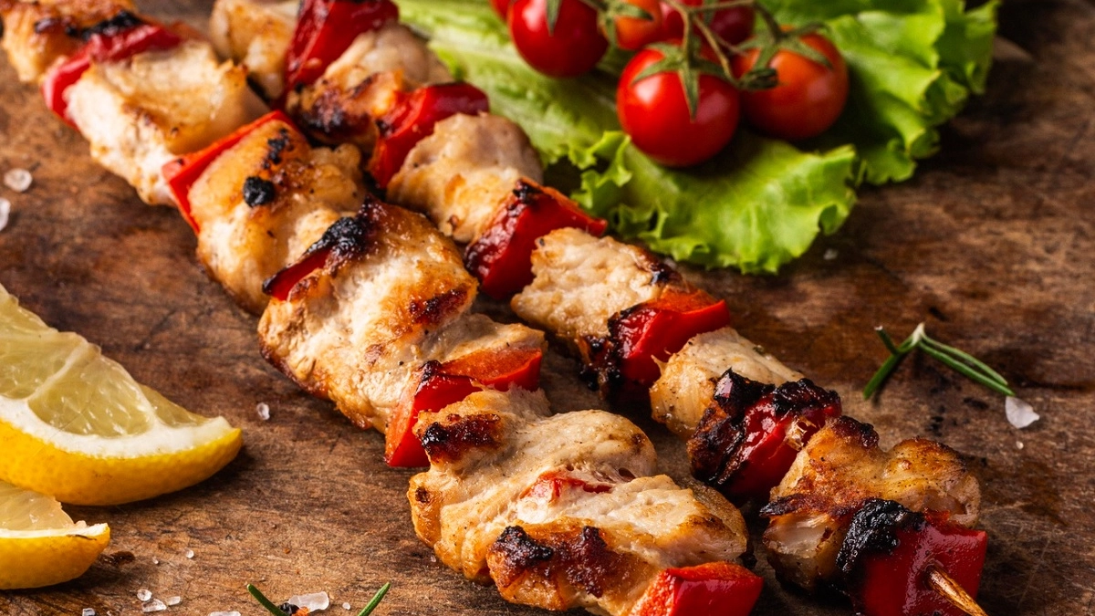 Для чего ушлые хозяйки добавляют соду в маринад для шашлыка: узнала - и теперь тоже так делаю