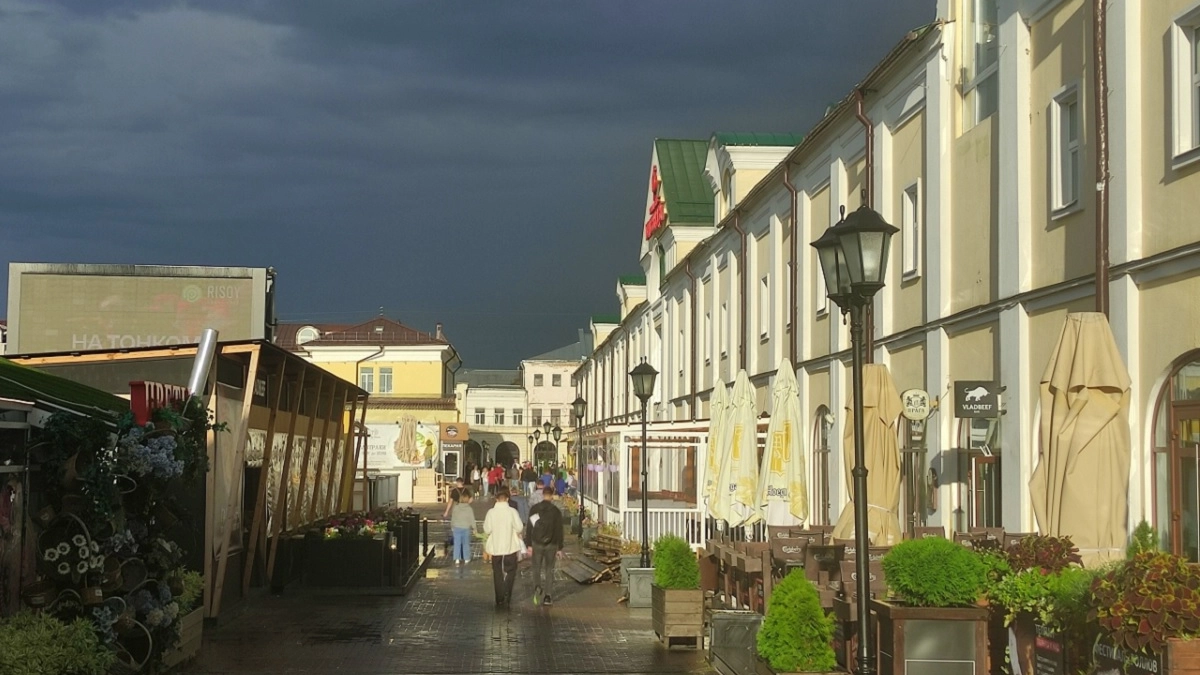 Шашлыки отменяются? Метеорологи обновили прогноз для Центральной России – названы даты мощных дождей