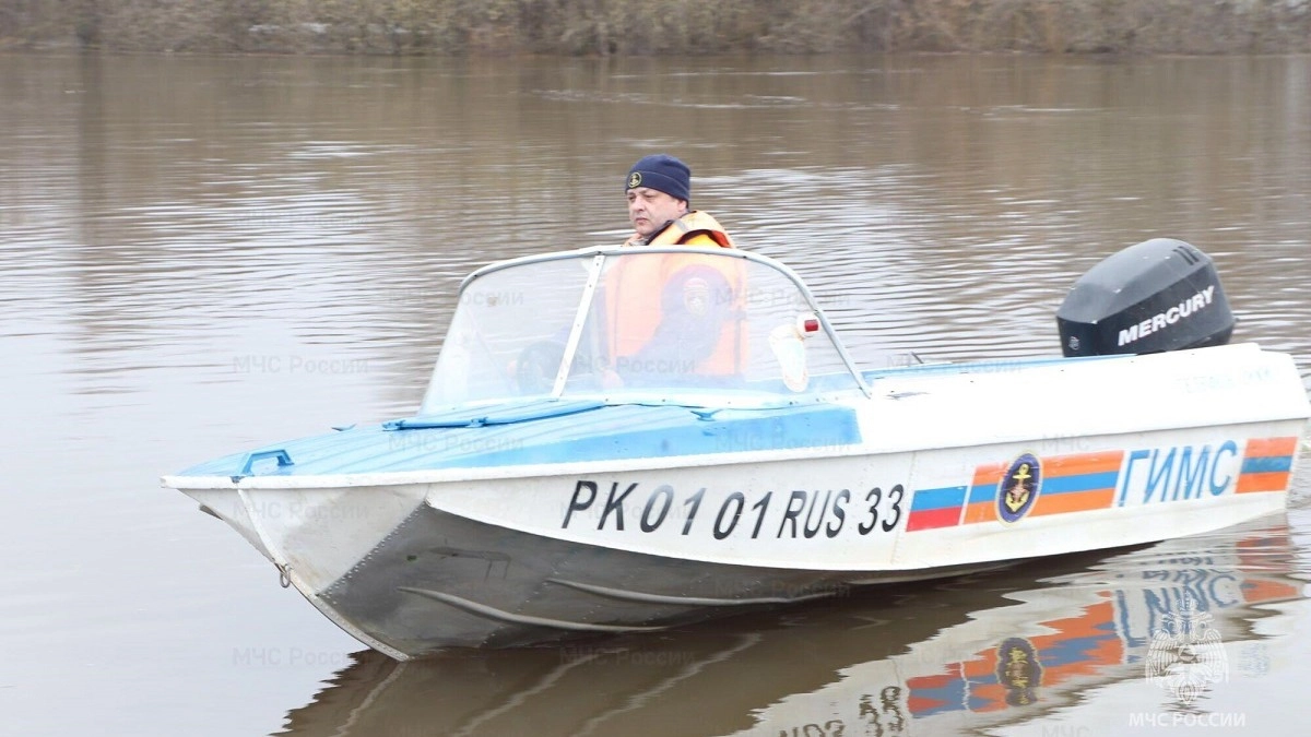 Под Боголюбово инспекторы ГИМС оштрафовали двоих судоводителей