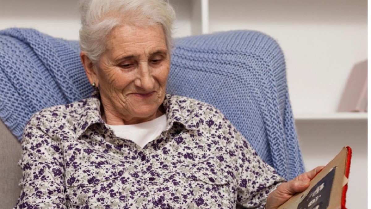 Почему одни люди и в 90 лет светятся умом, а другие угасают? Ответ в 5 жестких правил Татьяны Черниговской, которые спасут вашу психику 