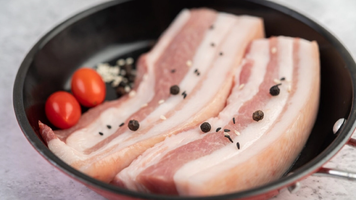 Как жесткое сало становится нежнее масла за час - есть один бабушкин секрет, который превратит его в деликатес