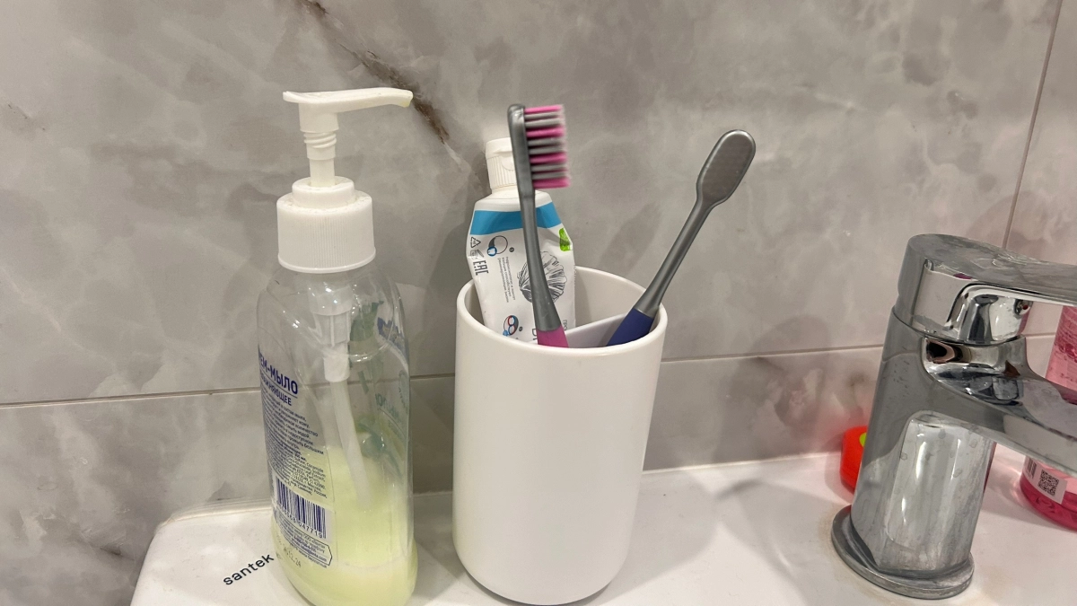 Зубную пасту в апреле беру сразу по 10 штук — и радуюсь своей находчивости: вот как применяю