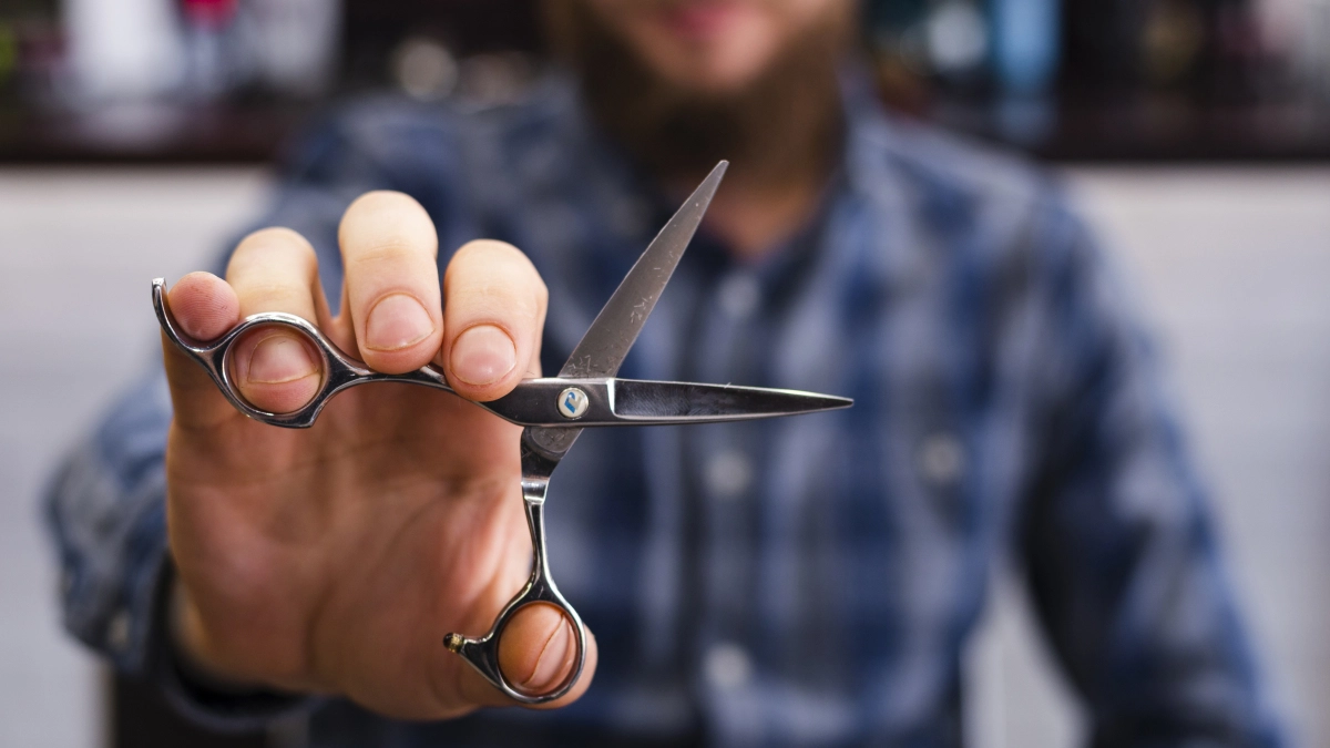 Ножницы острее, чем скальпель: если затупились, делю эти трюки – 3 простых метода заточки