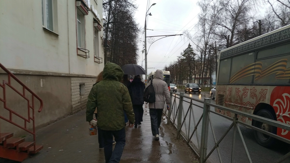 После зимнего холода — майское тепло и ливень: синоптики уточнили прогноз для Центральной России на следующую неделю