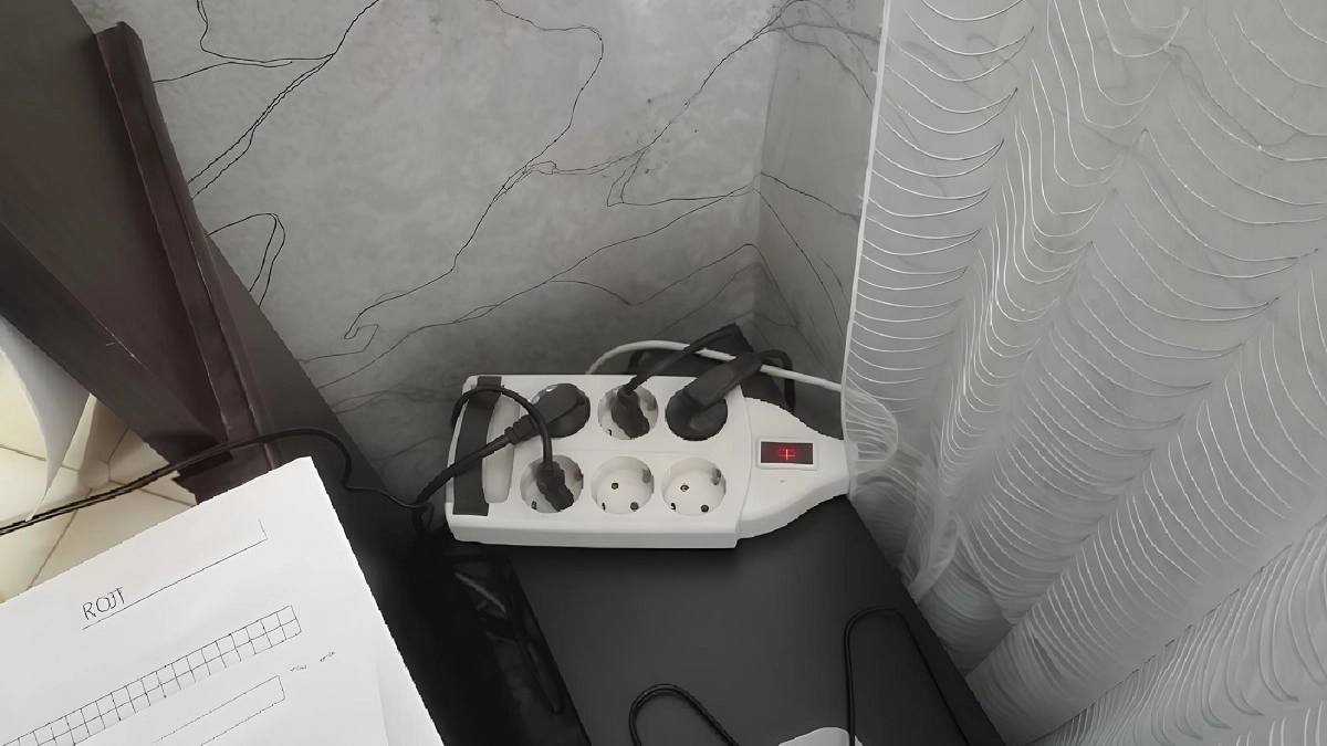 Выдернул шнур — попал на тысячи рублей: 4 устройства, которые вы убиваете, отключая их от розетки