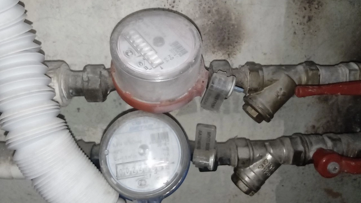 Важное изменение для всех россиян: новые правила подачи показаний спасут кошелек от завышенных платежей за воду