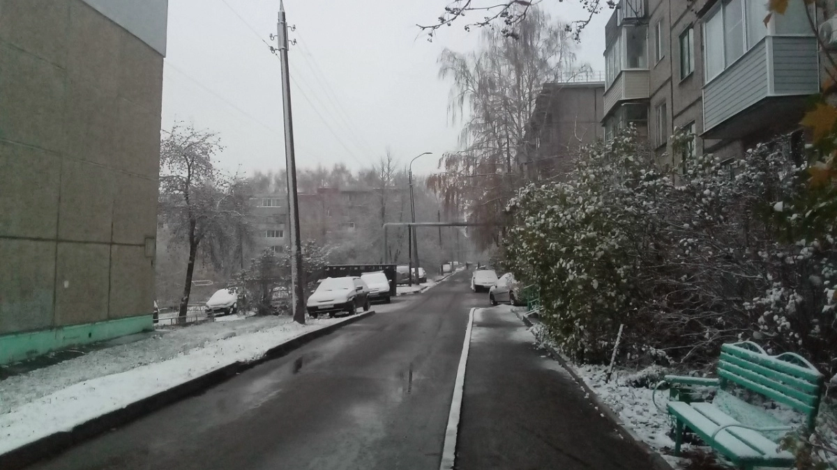 Ждать ли россиянам снега, как в мае-2025? Синоптики дали новый прогноз по регионам на последний месяц весны