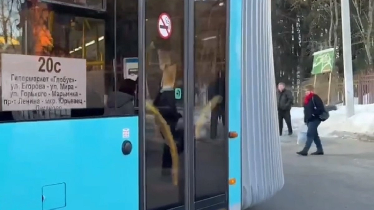 Закупку четырех автобусов-«гармошек» во Владимире отменили