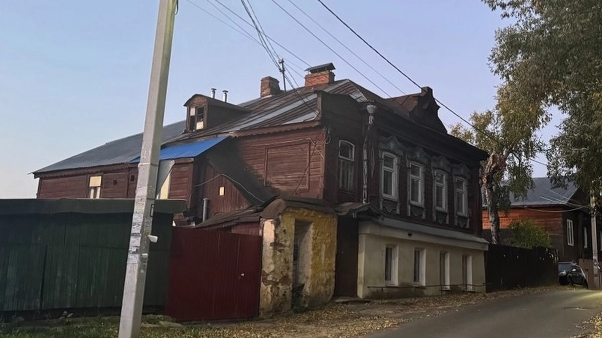 Стекло и сотовый пластик — вчерашний день: все переходят на этот материал для навесов: не трескается, не мутнеет и выгода налицо