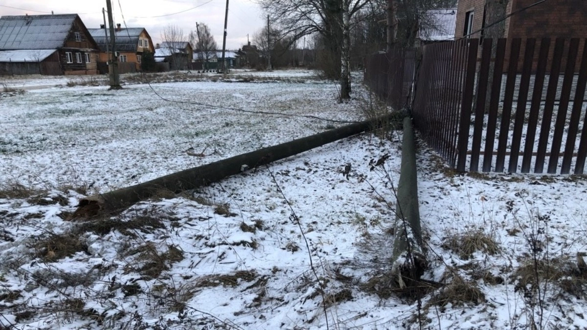 В Судогодском районе опоры ЛЭП начали падать из-за плохого состояния