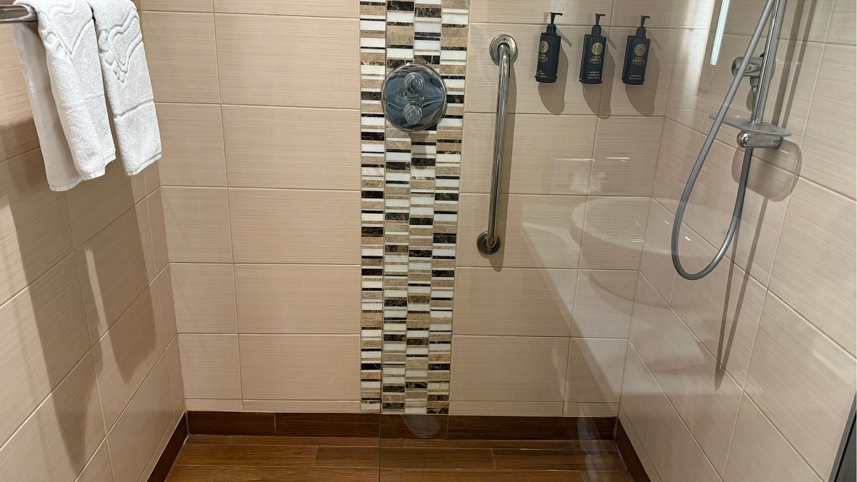 Создаём стильную ванную мечты без больших трат: 5 приемов, которые реально работают