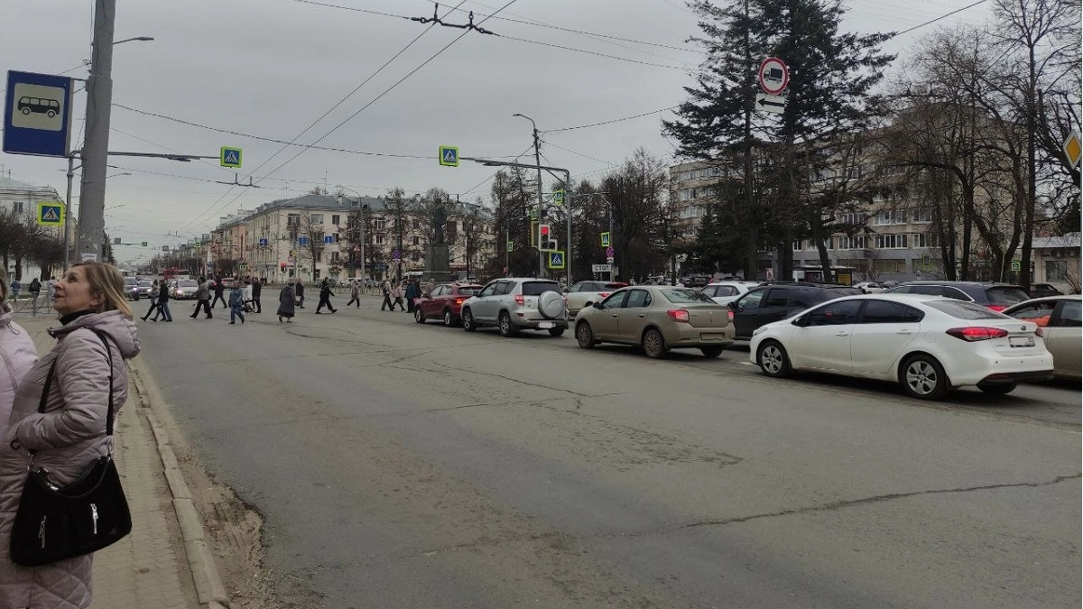 Готовьте зонты и шапки: погода в Центральной России резко испортится уже на этой неделе — новый прогноз