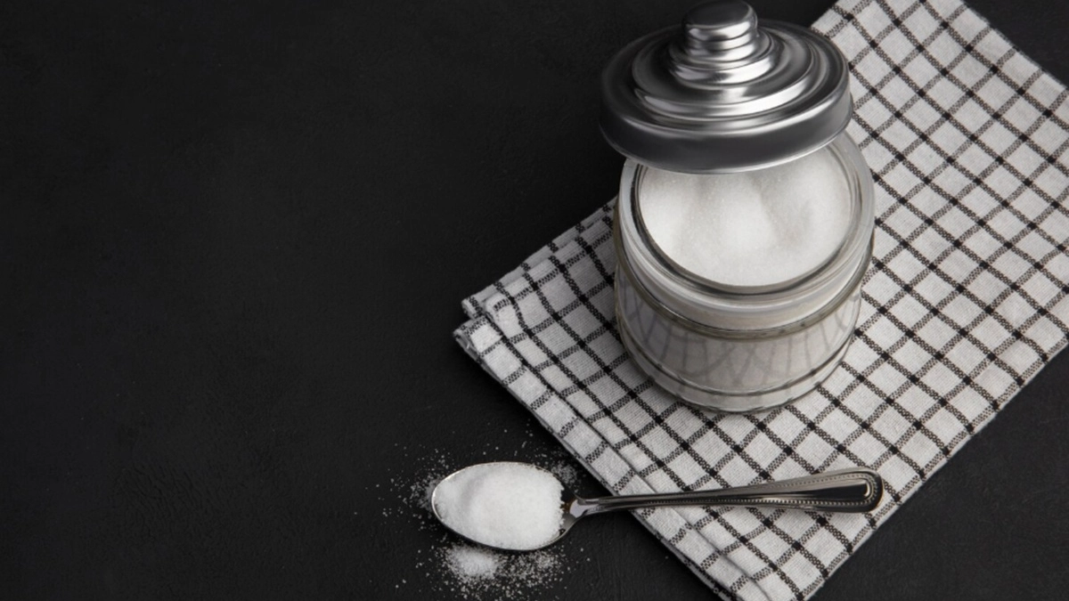 Больше не выбрасываю затвердевший сахар: трюки из бабушкиной тетради работают безотказно