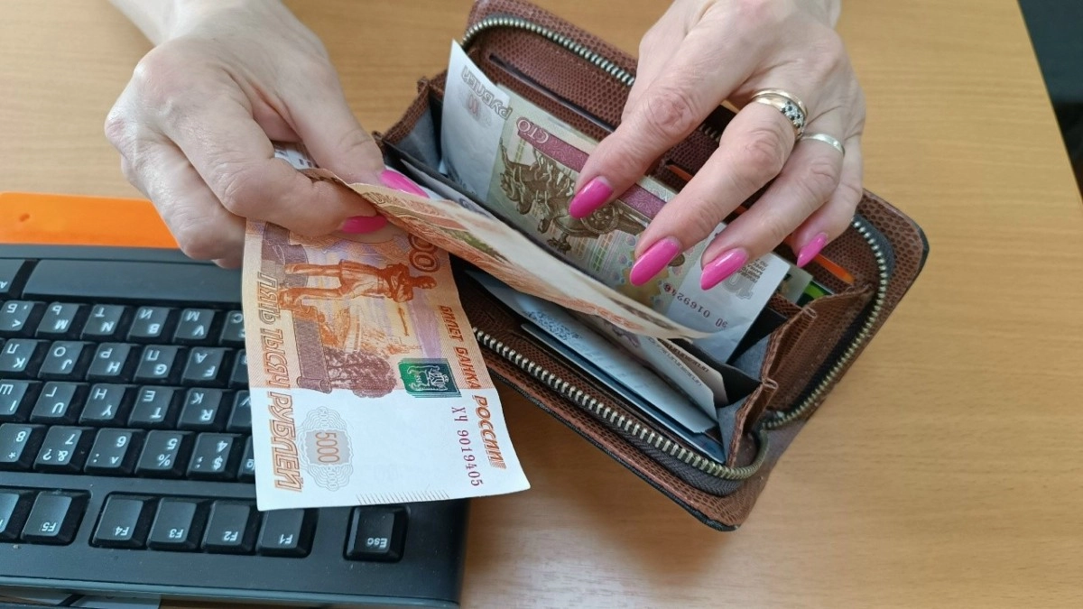 Матерям-студенткам в 33-м регионе выплатят 200 тысяч рублей за каждого ребенка