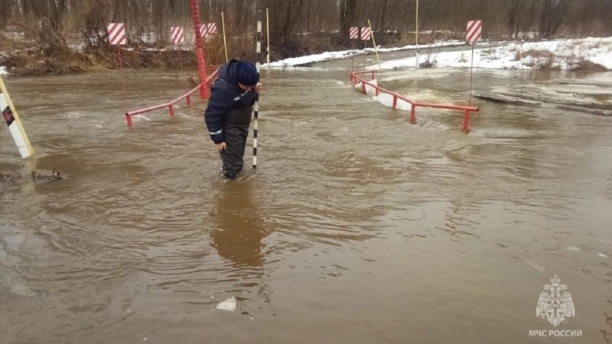 Половодье до сих пор не сходит как минимум в трех районах 33-го региона