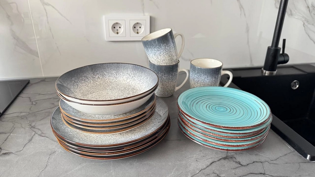 Что скрывают рестораторы? 1 секрет с цветом посуды, который поможет похудеть без усилий