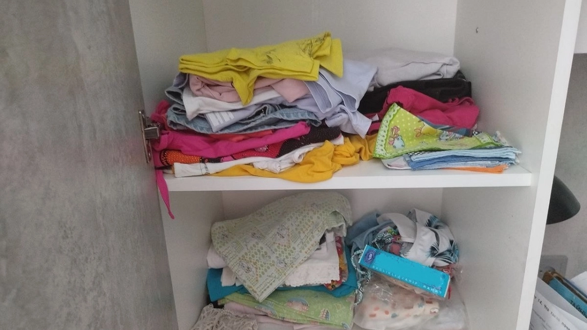 Ношеную одежду на мусорку больше ни за что не отнесу, и вам советую - вот почему нельзя выбрасывать старые вещи