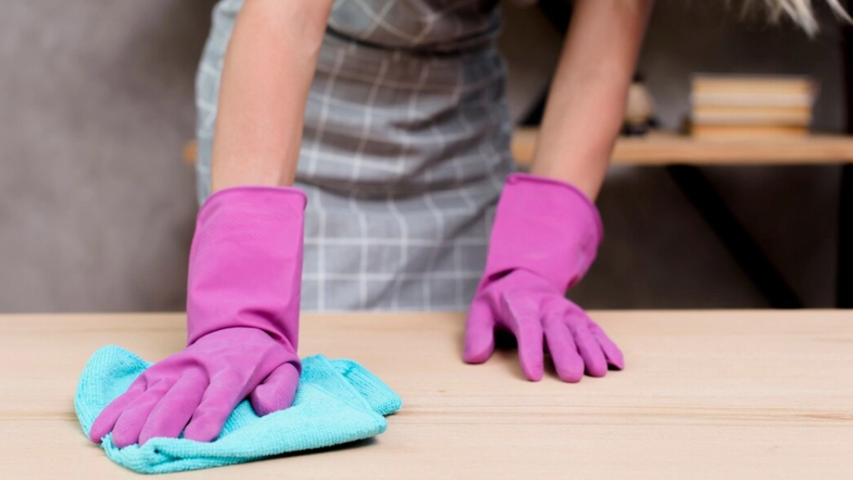 Как убрать белые круги и пятна от горячего на столе: работающие способы, которые вернут поверхности идеальный вид