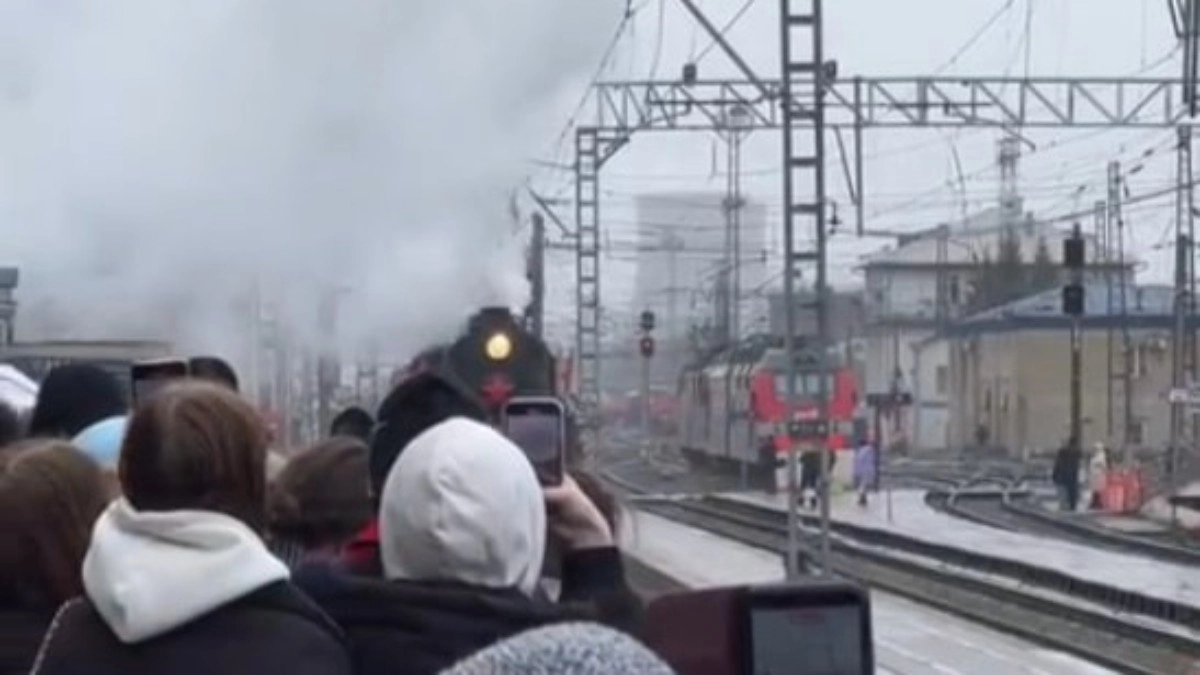 Более 2 тысяч владимирцев встретили «Поезд Победы»