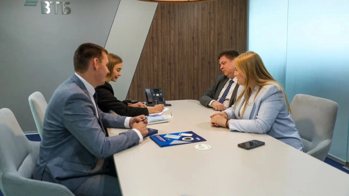 Инвесторы в России смогут выводить средства с брокерских счетов круглосуточно