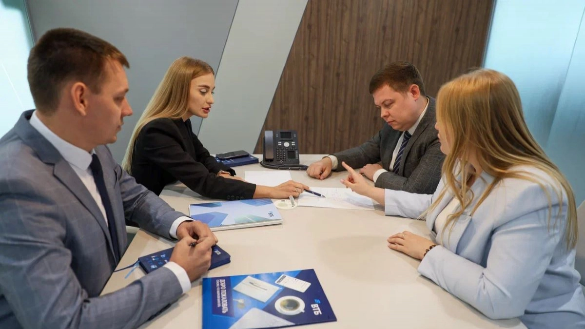 Банковские эксперты рассчитывают на смягчение риторики ЦБ по ставке