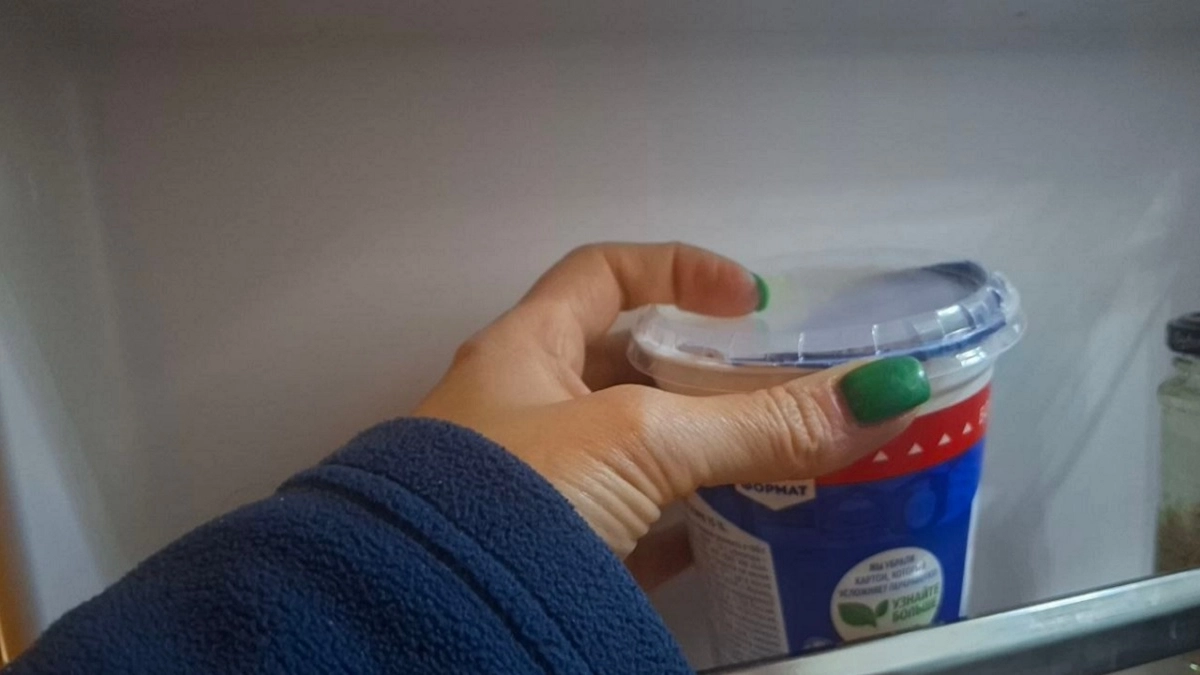 Сметану покупаю не ради самого продукта, а из-за крышечек: незаменимая вещь в быту - способы применения