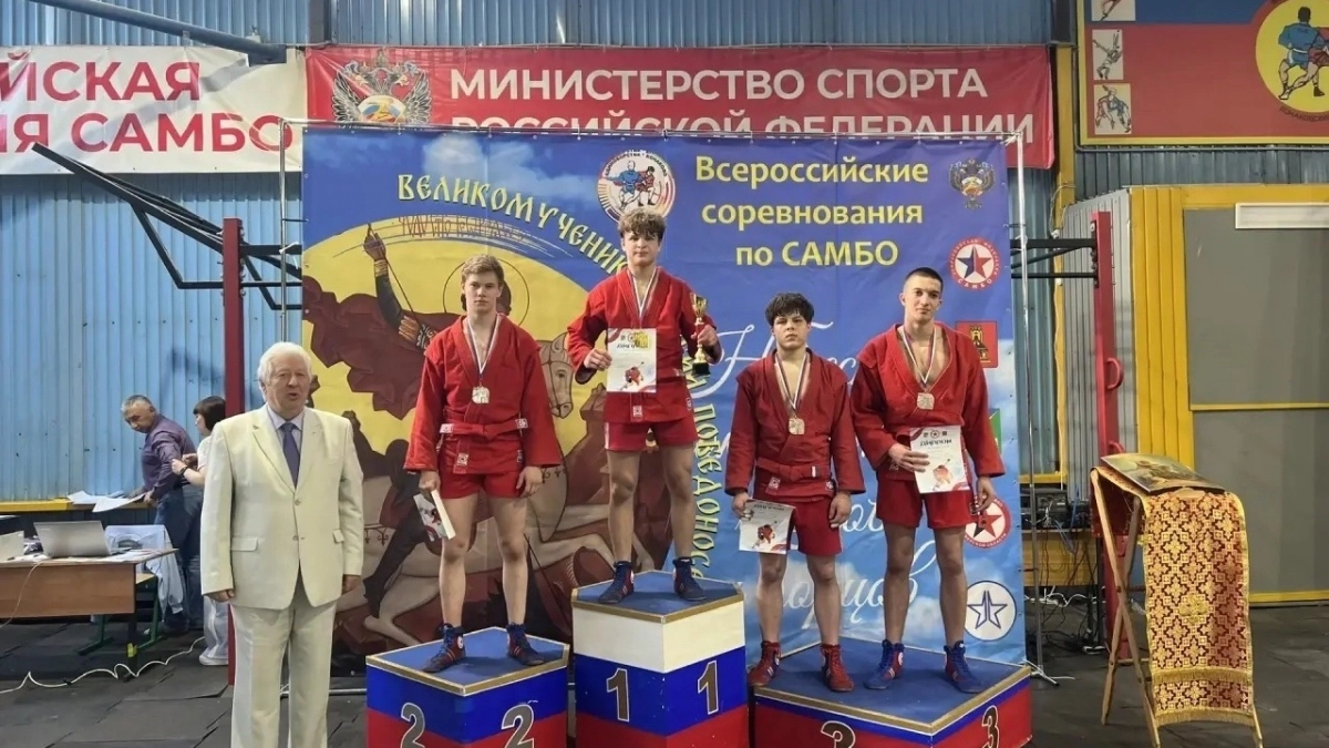 Владимирские самбисты привезли медали с двух всероссийских турниров