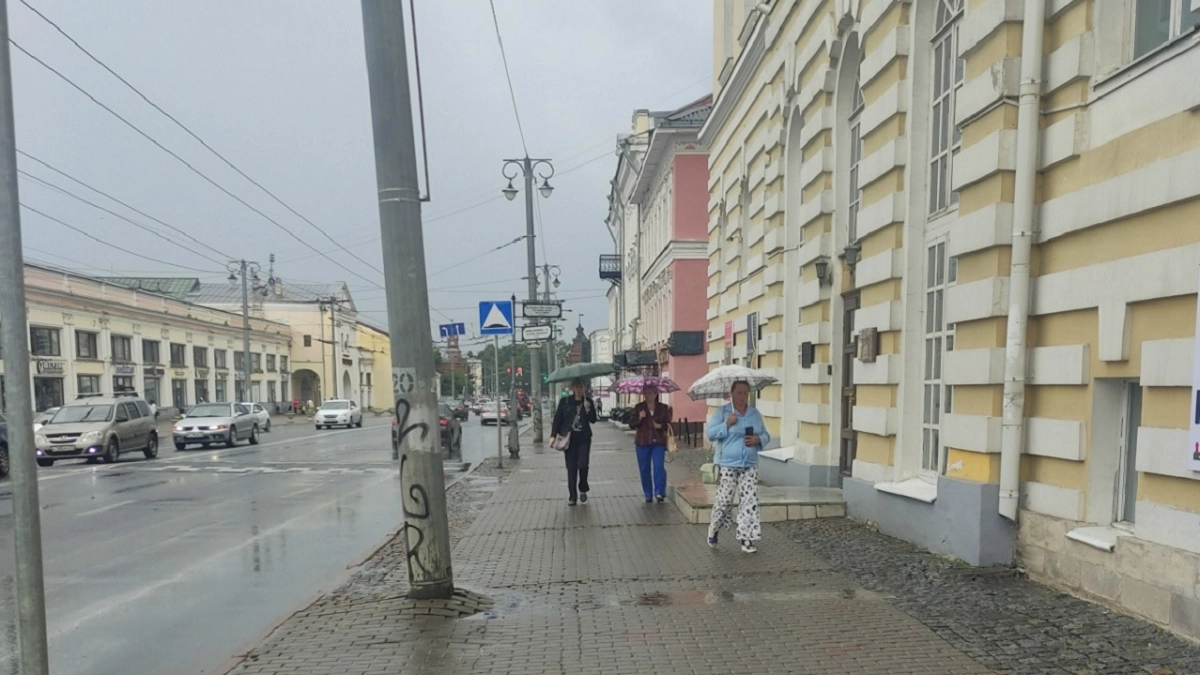 Возврат к зиме: Гидрометцентр обновил прогноз — куда нагрянут заморозки и снег на неделе? Подробный расклад по регионам