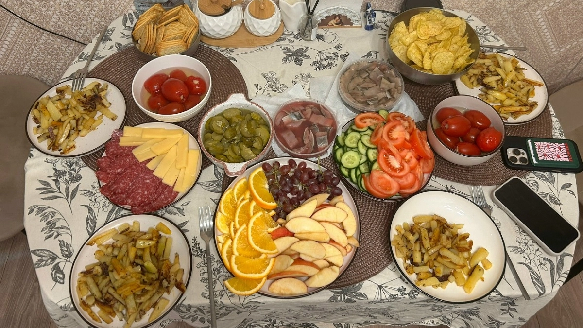 Ни в коем случае не ешьте это на ужин: 7 продуктов, которые вредят вашему сну - многие об этом даже не знают