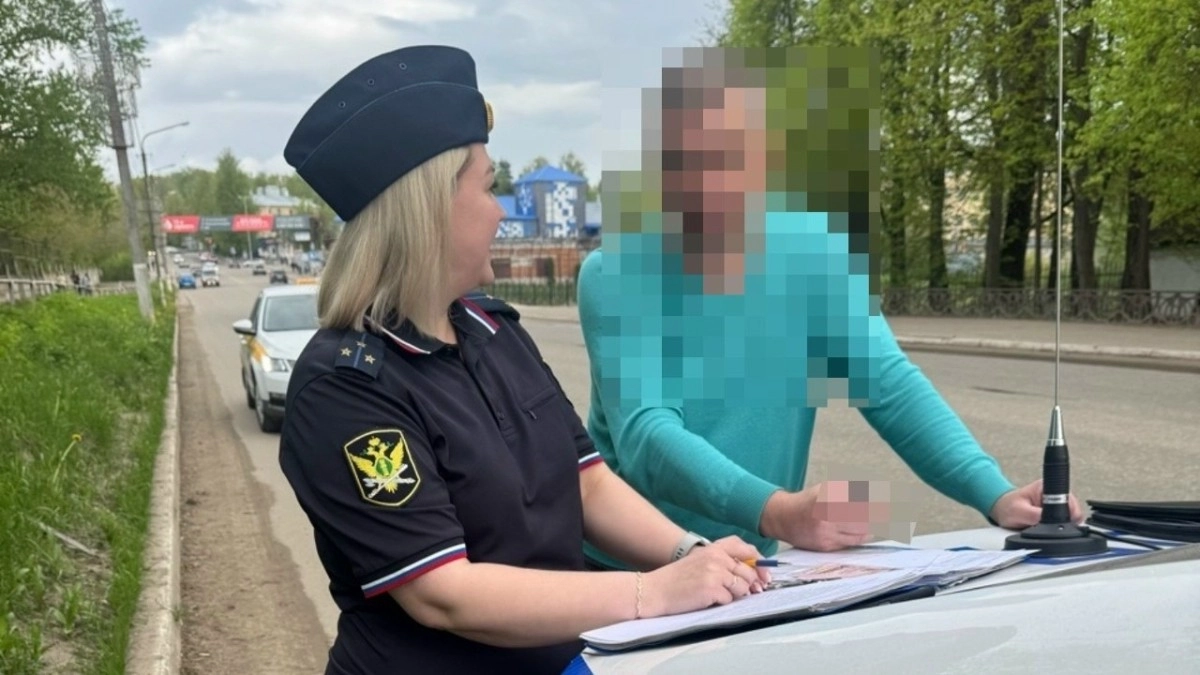 В Кольчугинском районе приставы с полицией взыскали с водителей 300 тысяч рублей