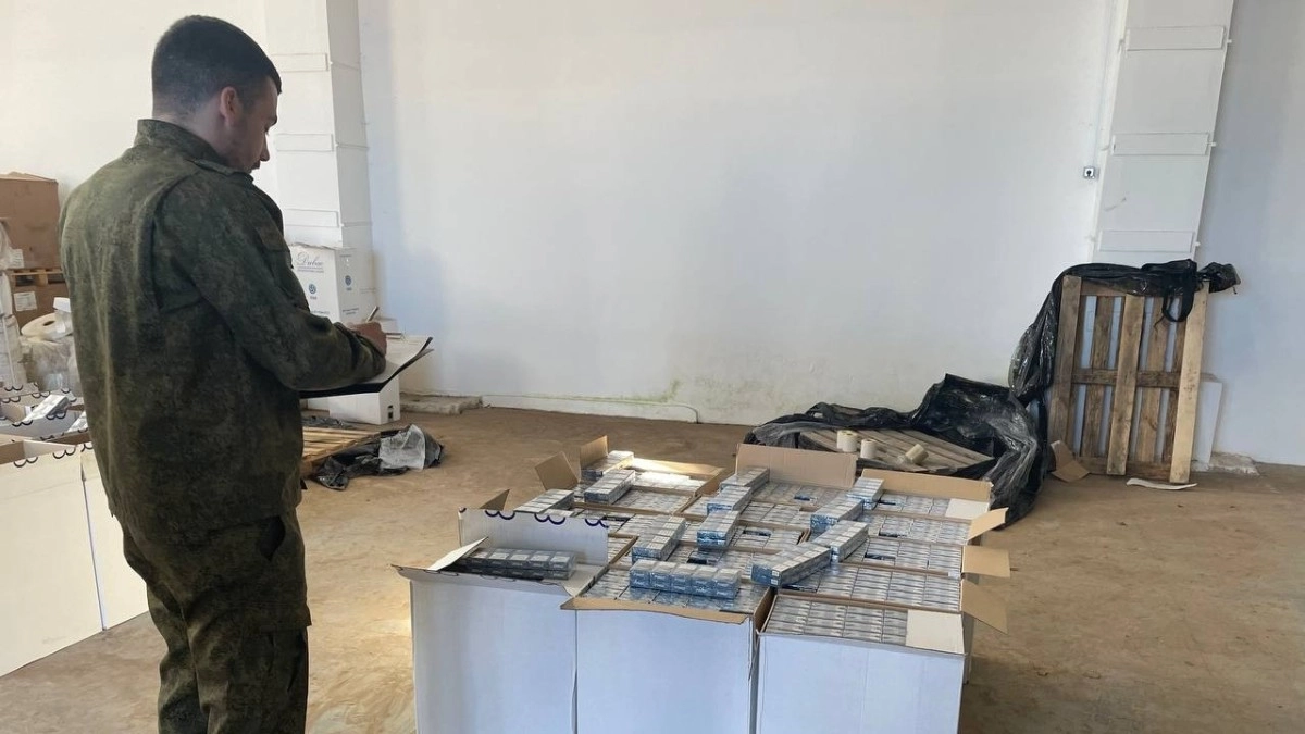 В Муромском округе из подпольного цеха изъяли сигареты на 3,5 миллиона рублей