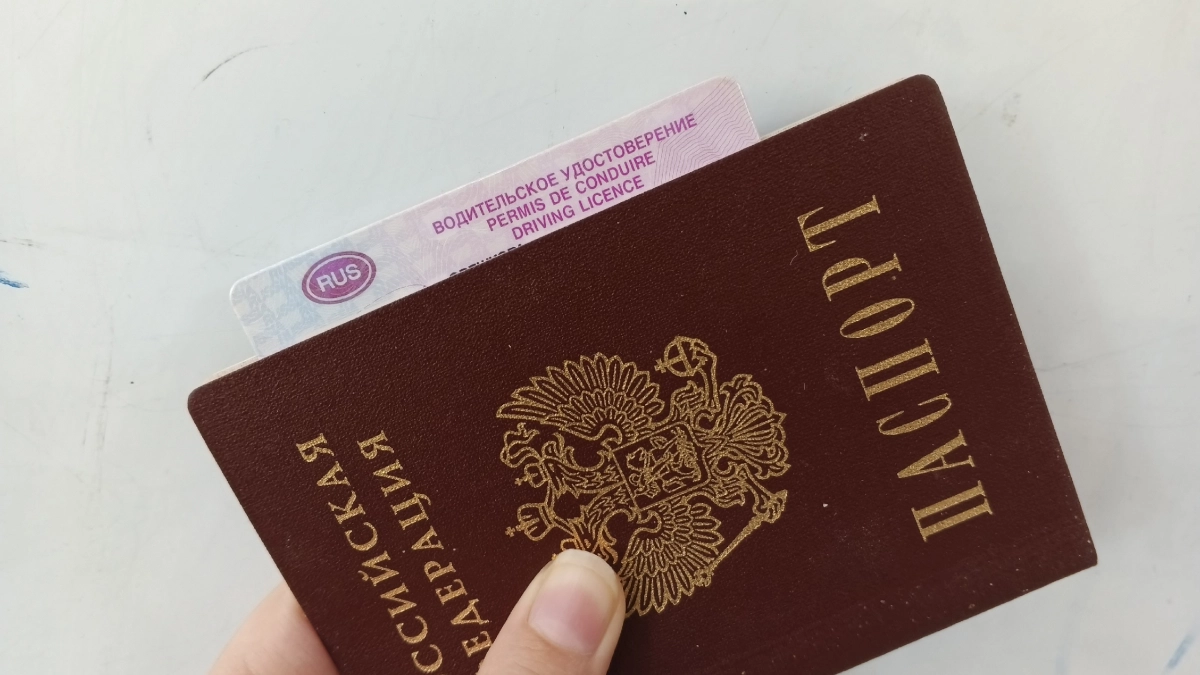 Почему права в 2026 году надо менять за 2 месяца до истечения срока: автоюрист дал пояснения