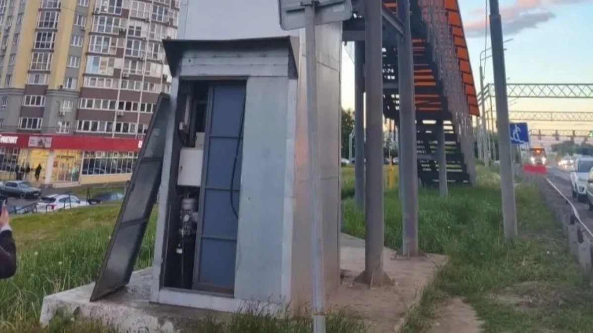 Во Владимире женщина с маленьким ребенком упала в шахту лифта
